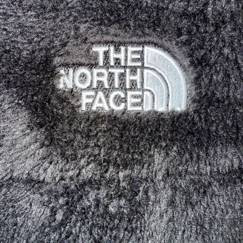 The North Face Black Quilted Reversible Vest - Picture 4 of 6